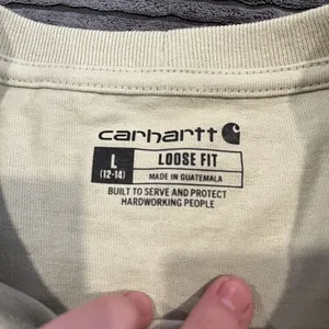 Carhartt Women Long Sleeve T-shirt Loose Fit L Sleeve logo Crew Neck Light Green thumbnail 11