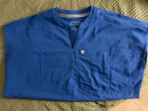 Fabletics Scrub Set  thumbnail 2