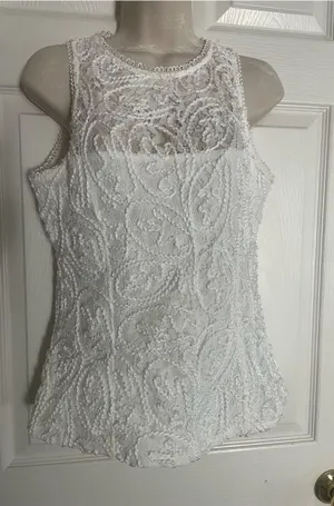 NWT White House Black Market‎ Lace Sleeveless Top Size 6 thumbnail 1