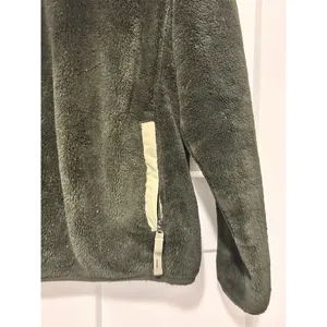LL Bean High Pile Fleece Fuzzy Pullover Women’s Medium 1/4 Snap Green Jacket thumbnail 3