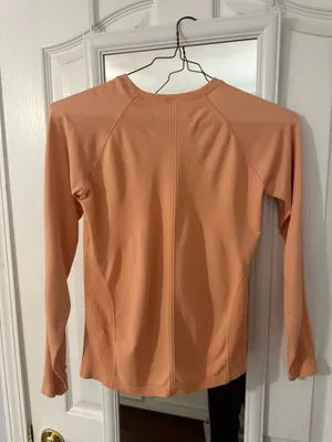 DICK'S Sporting Goods Long Sleeve thumbnail 2