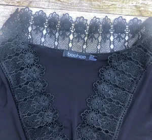Boohoo Black Lace Stretch Romper thumbnail 5