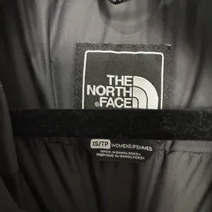 Vintage THE NORTH FACE Nuptse Puffer Vest 700 Fill Goose Down Puffy Sz XS thumbnail 2