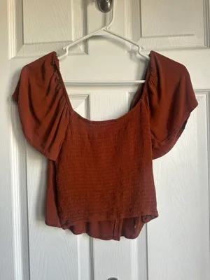 Hollister Top thumbnail 3
