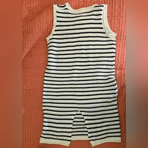 Swim coverup Size XS thumbnail 2