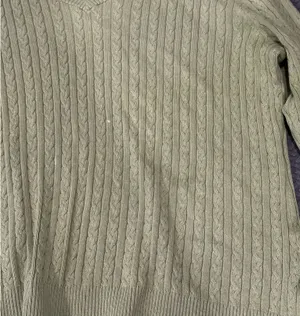 Limited edition green knit sweater thumbnail 3