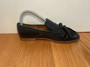 & Other Stories Shoes Womens Size 38 Black Leather Tassel Loafers Made in Italy thumbnail 4