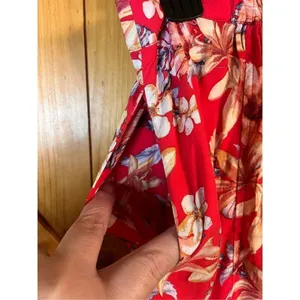 Garage Red Floral Skirt Size Medium Pockets (3644) thumbnail 4