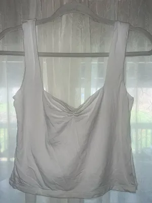 White Fox Boutique white tank top size medium thumbnail 2