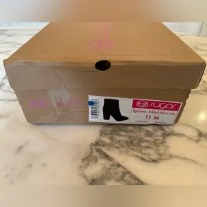 🖤 NIB Sugar Evvie Black Chelsea Booties | Pointed Toe | Sz 11 | Chunky Heel thumbnail 8