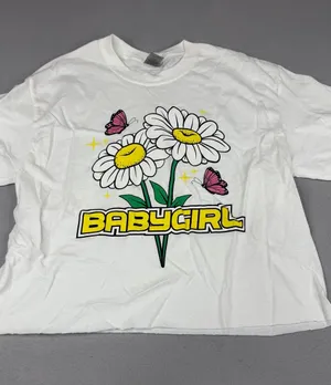 Y2K Baby Girl Daisy Butterfly Graphic Crop Tee White Gildan Heavy Cotton M thumbnail 1