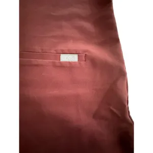 FIGS Technical Collection Casma V Neck Scrub Top Stretch XL Burgundy FW1100 Q1-5 thumbnail 7