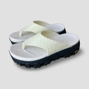 P448 Bondi Platform Flip Flops Cream Black Vibram Lug Sole EU 41 Grunge Y2K insp thumbnail 2