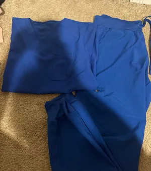 Royal blue Amazon scrubs Size M thumbnail 1