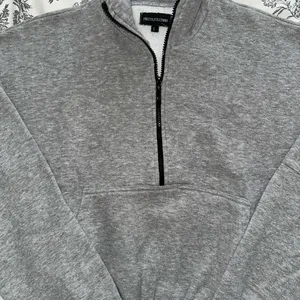 PrettyLittle Thing Half Zip Sweatshirt thumbnail 2