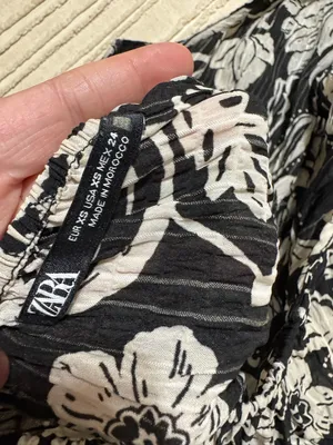 Zara Floral Halter Button Front Crop Top thumbnail 4