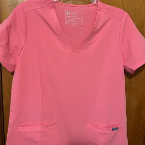 FIGS Neon Pink Casma Three-Pocket Scrub Top - size small thumbnail 4