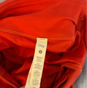 Lululemon Speed Up 2.5" Low-Rise Shorts thumbnail 3