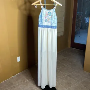 Flying Tomato Sleeveless Embroidered Waist Lined Goddess Maxi Dress Size Medium thumbnail 2