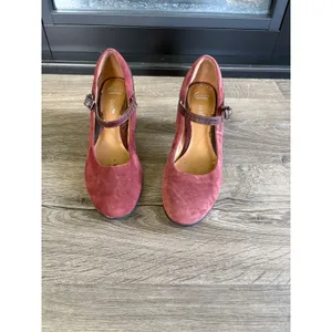 RARE Clarks Collection Burgundy‎ Suede Leather Mary Jane Block Heel Shoes Size 8 thumbnail 2