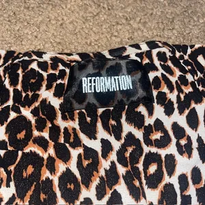 Reformation April Moxie Wrap Top Leopard Animal Print‎ Brown XS thumbnail 7