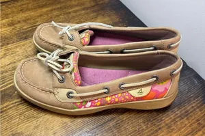 Sperry Tan And Pink Loafers Size‎ 5.5 thumbnail 1