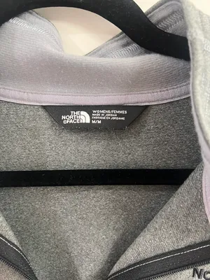 North Face Quarter Zip thumbnail 3