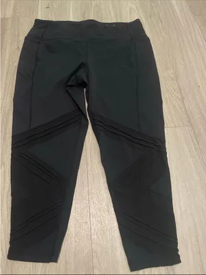 Lane Bryant Black High-Waist Capri Leggings thumbnail 1