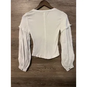 Pilcro Anthropologie White Ribbed Henley Top Smocked Balloon Sleeve Womens XS thumbnail 7