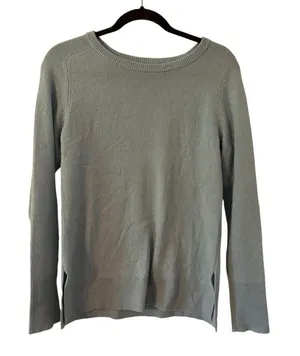 Halogen Light‎ Blue Cashmere Crewneck Light Blue Sweater Side Slits Size Small thumbnail 1