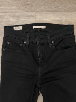 Levi's® Womens 724™ High Rise Straight Jeans thumbnail 4