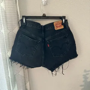 Levi's shorts thumbnail 2