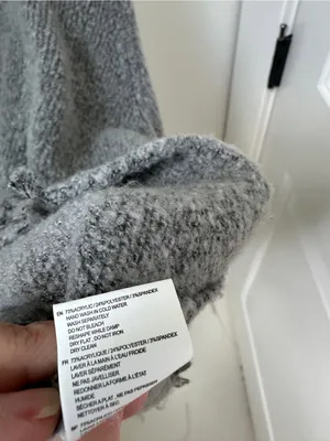 RD Style Gray Distressed Crewneck Sweater Size Large thumbnail 9