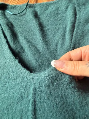 Textured Teal V-Neck Short Sleeve Sweater Crop Top thumbnail 3