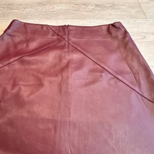 NWT Mud Pie Eden Leather Skirt Burgundy Faux Leather Cutoff‎ A-Line Small S thumbnail 3