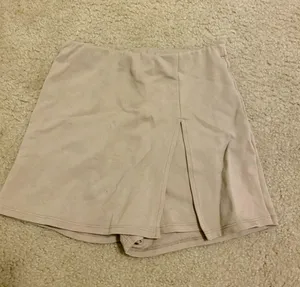 Tan Boutique Skirt Size XS thumbnail 1
