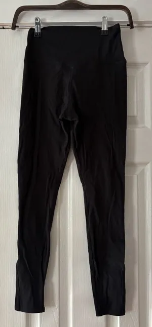 American Giant Black Leggings Size‎ Six thumbnail 1