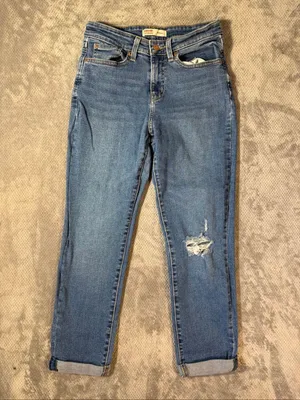 Signature by Levi Strauss Boyfriend Jeans Womens 6/28 Distressed Cuffed Stretch thumbnail 2
