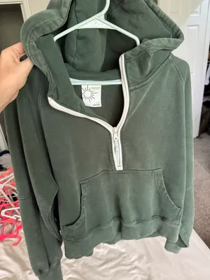 Sweatshirt thumbnail 1