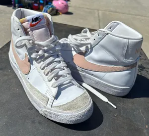 Nike Blazers Women’s thumbnail 1