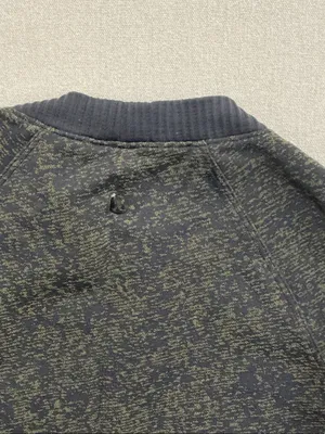 lululemon athletica Men's Charcoal Crewneck Sweater thumbnail 6