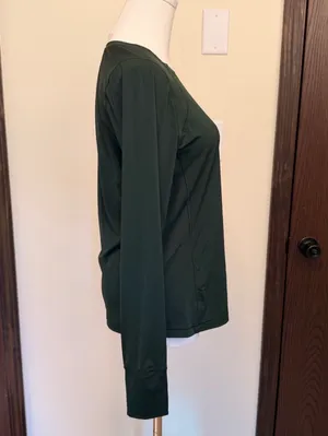 Offline by aerie dark green long sleeve thumbs up mesh side workout top thumbnail 3
