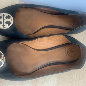 Tory Burch Black Loafers with Gold Emblem thumbnail 6