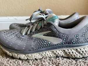 Brooks Running Shoes thumbnail 2