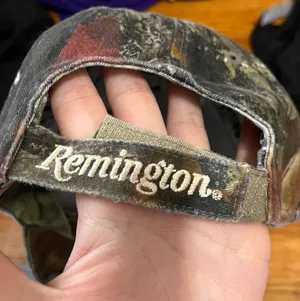 Hat thumbnail 2