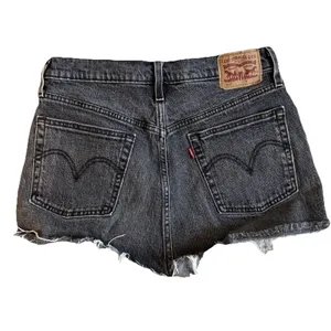 Levi Strauss 501 Gray Wash Denim Cutoff Shorts Button Fly Frayed Hem Women Sz 30 thumbnail 2