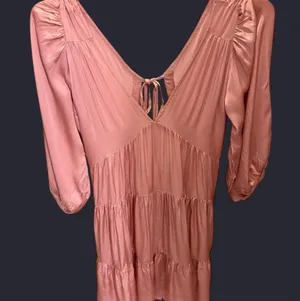 Olivaceous Pink champagne dress thumbnail 1