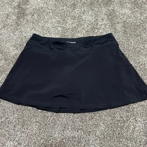 Queenieke Black Pleated Skirt thumbnail 3