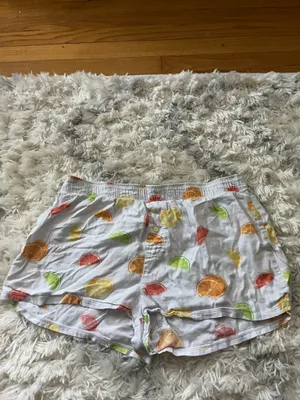 PINK Victoria's Secret Shorts thumbnail 2
