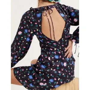 New For Love and Lemons Lexy Black Floral Long Sleeve Dress Size XS thumbnail 4